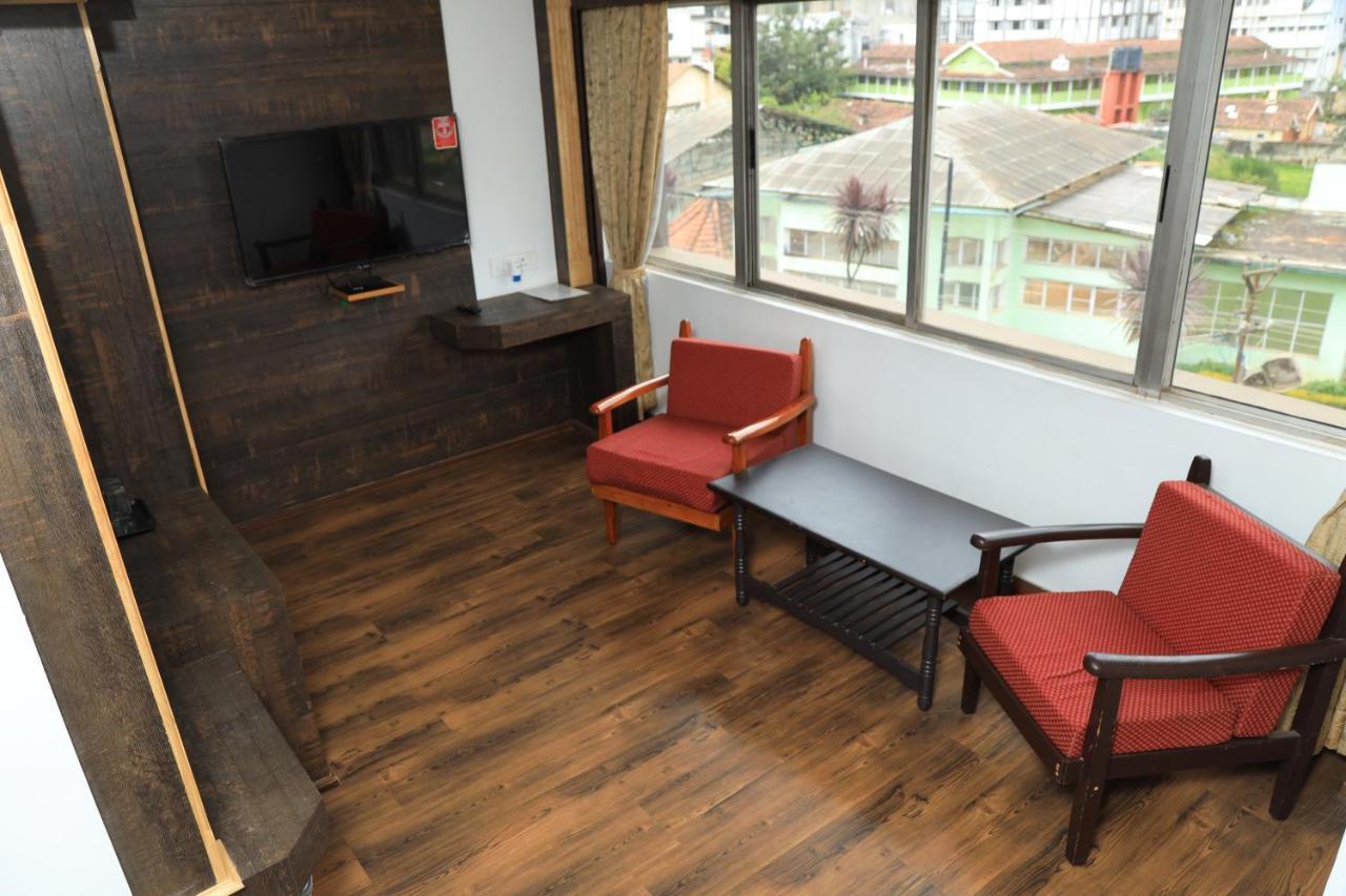 Hotel Durga Ooty Esterno foto
