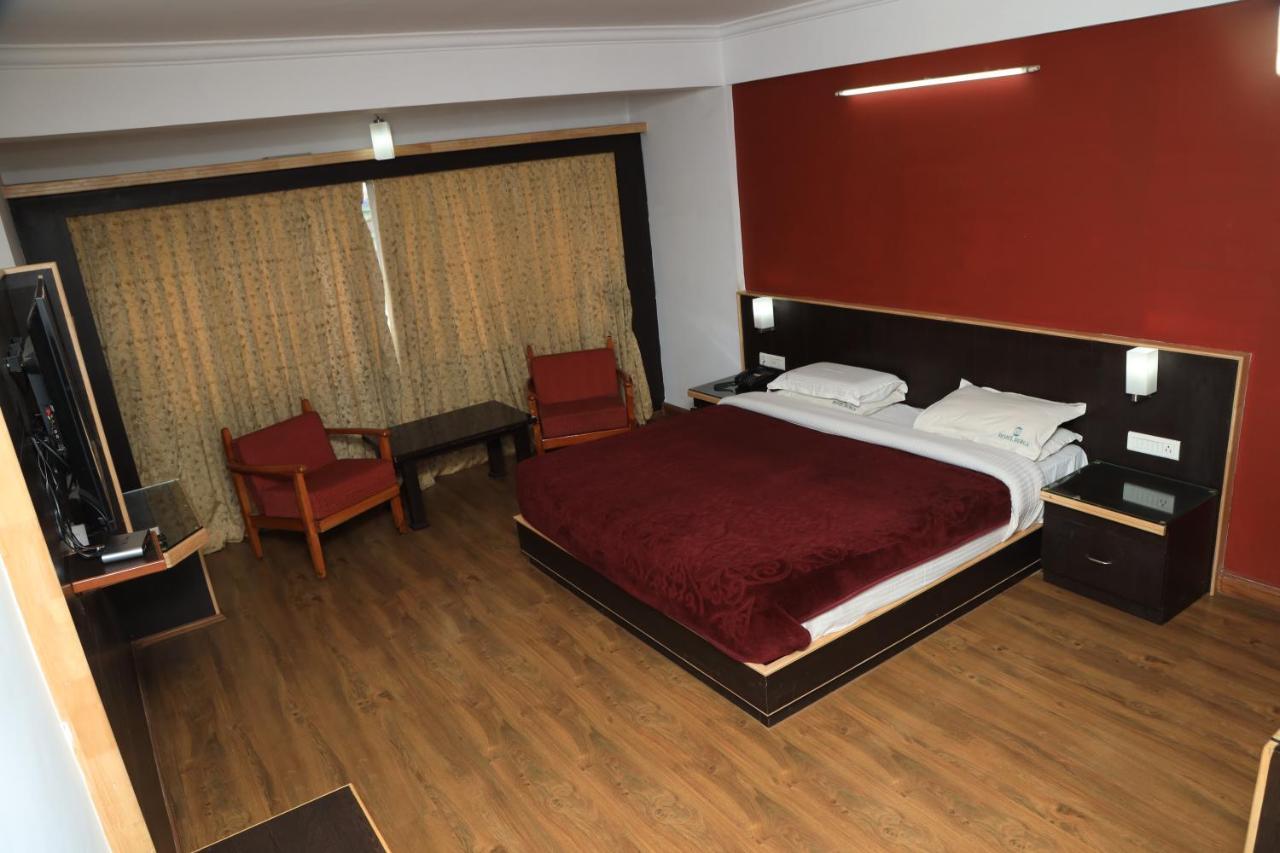 Hotel Durga Ooty Esterno foto